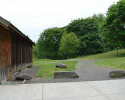 path to barn