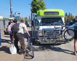 Tualatin P & R with bikes on bus
