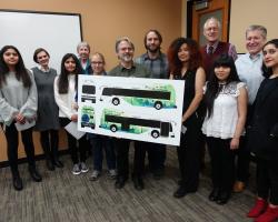 Mayor with student artists 