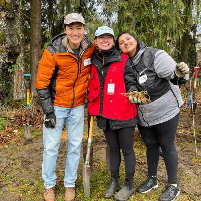 Tree planting volunteers at an Arrowhead Creek project