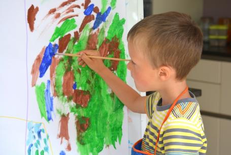 child painting